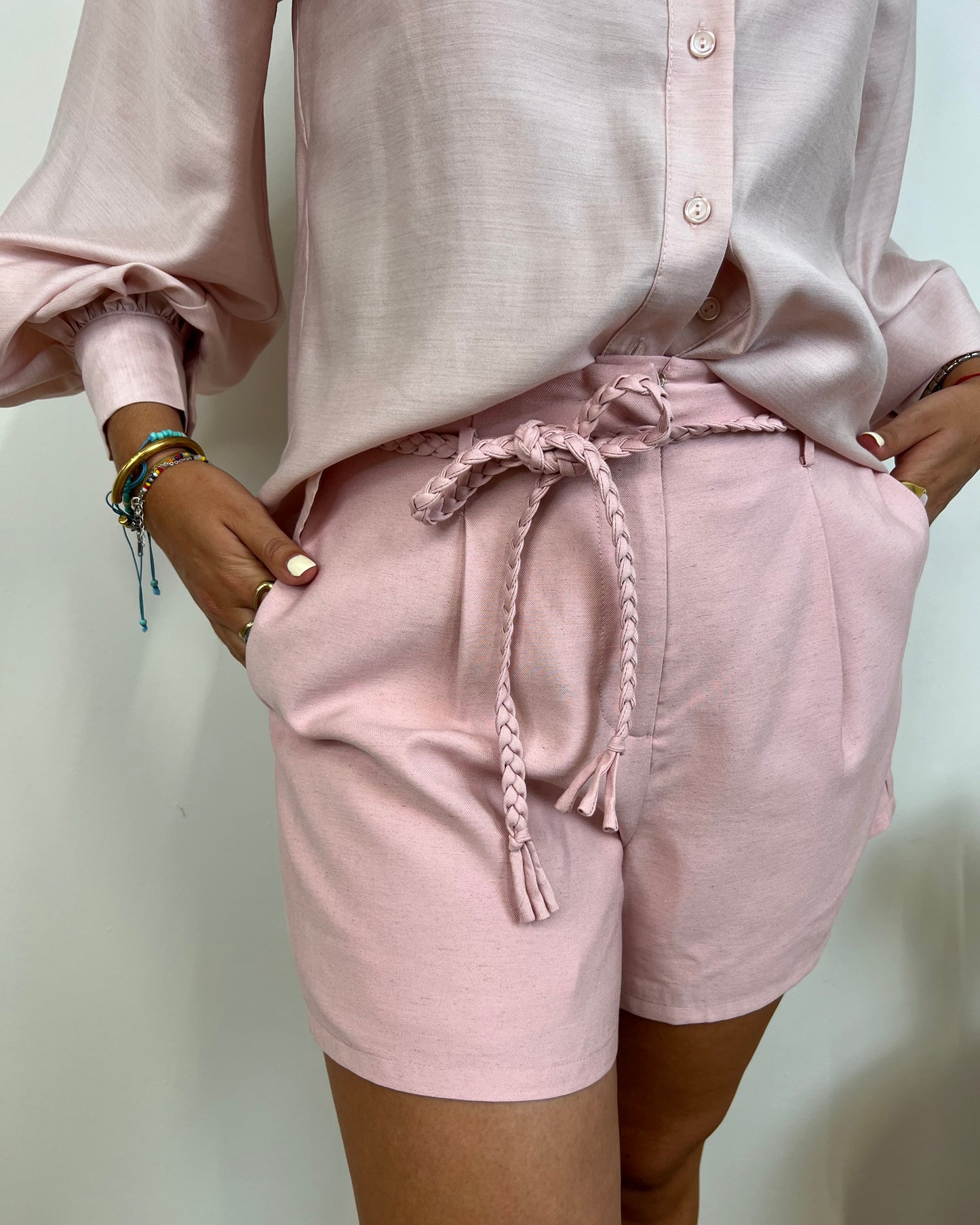 Short Rosa